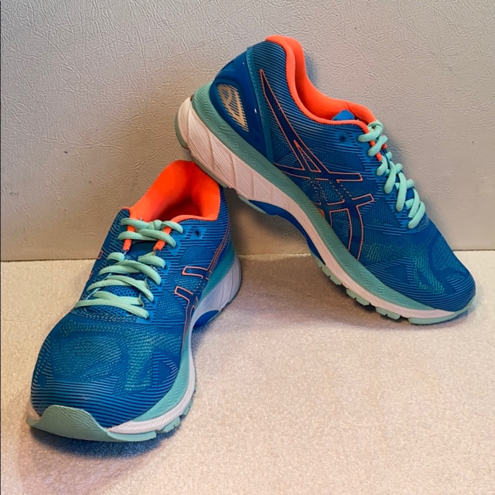 Asics Gel Nimbus Running Shoes/ Sneakers Sz 8